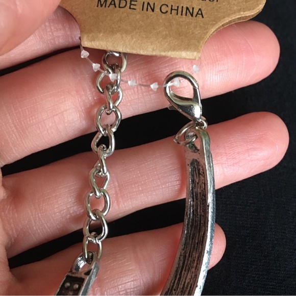 Faux White Turquoise Silver Tone Owl Bracelet - Picture 6 of 9